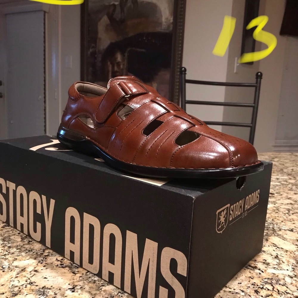 Stacy Adams size 13..